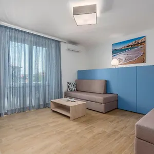 https://apartman-ilka.in-istria.net