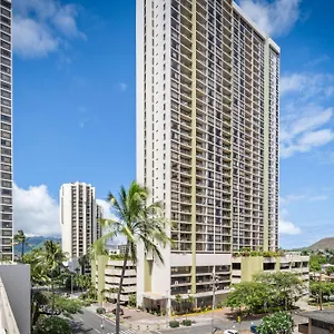 4* Aparthotel Aston Waikiki Sunset