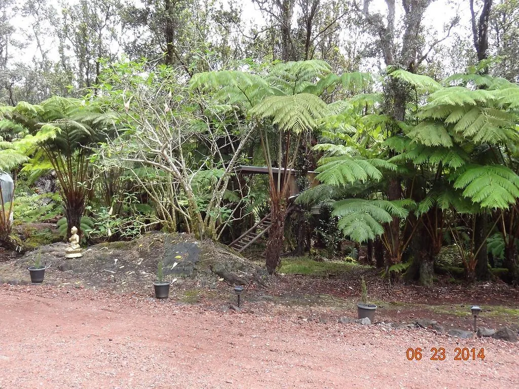 Alii Kane Cottages With Loft Volcano Holiday home