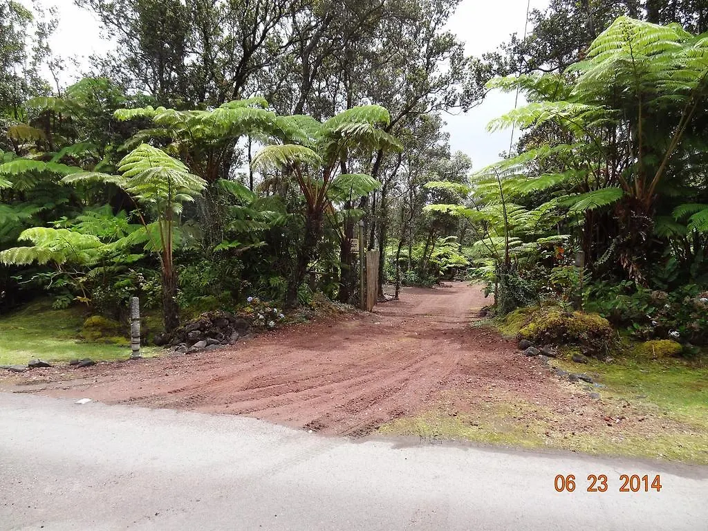 Alii Kane Cottages With Loft Volcano Holiday home
