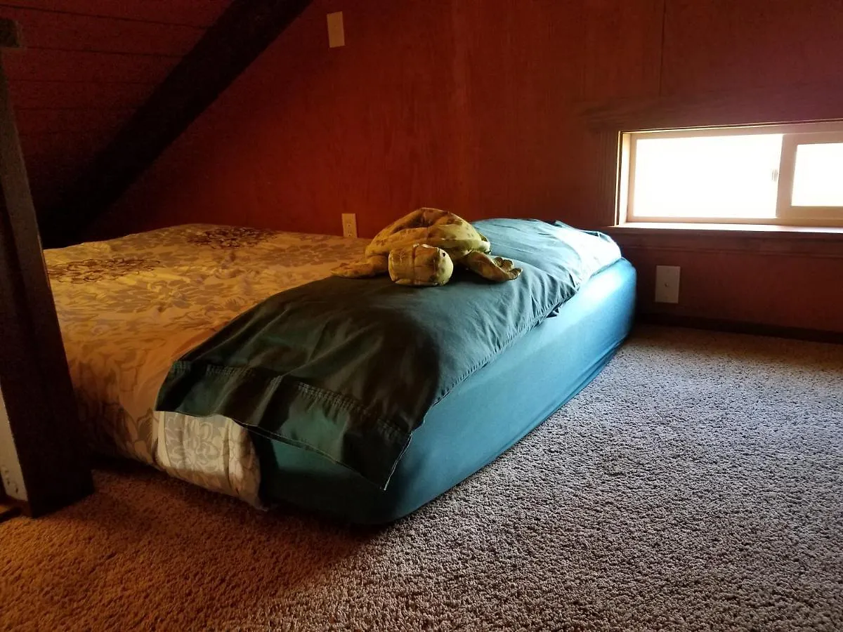 Alii Kane Cottages With Loft Volcano